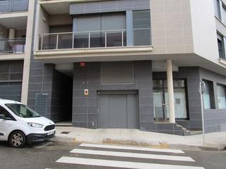 Parking voiture  Freginals