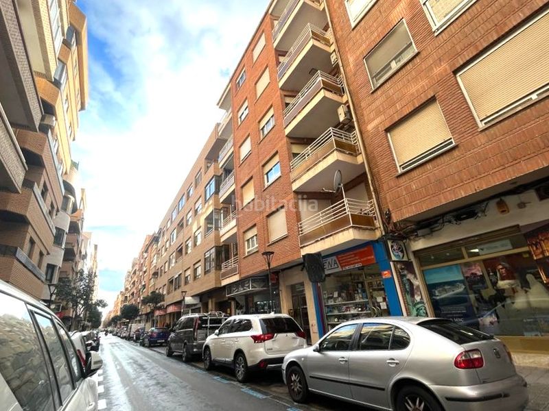 Foto 31281fa1-c1a1-4a89-b923-69c74b905f84. Pis a Centro Albacete
