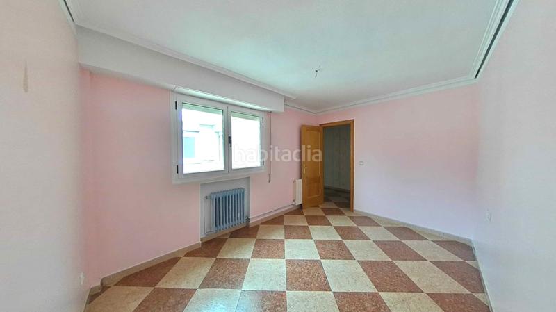 Foto f5962291-cb19-4746-bc8f-e2a6bd6b7982. Appartamento con riscaldamento in Bembibre