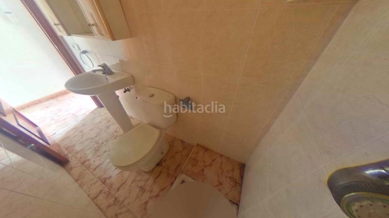 Foto a06cf41f-7d82-439a-9be3-b61cc526f858. Casa adosada en Yébenes (Los)