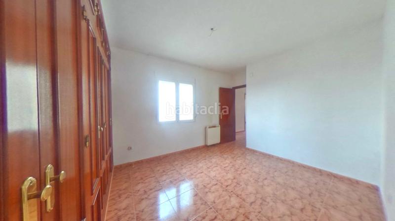 Foto ab8328f3-992e-412a-840a-85406b48126b. Casa adosada en Yébenes (Los)