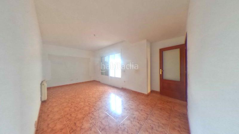 Foto c2c358c5-4a32-4149-9331-7541b0183665. Casa adosada en Yébenes (Los)