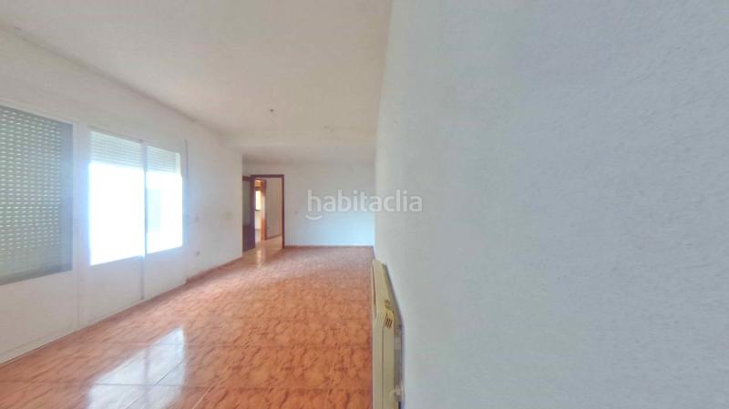 Foto fd86d72f-6fe2-4c21-bcb2-e2a676cbaff1. Casa adosada en Yébenes (Los)