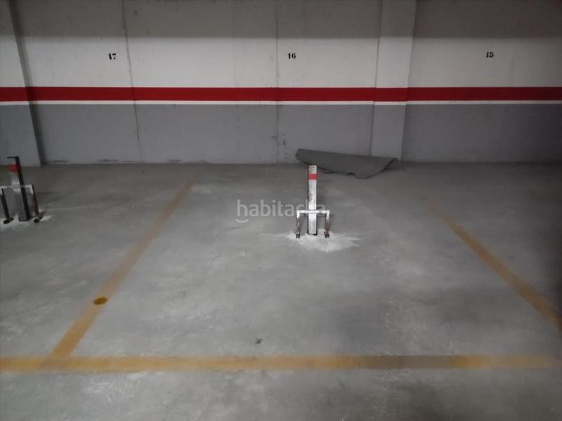 Foto b7383efa-07c8-4f08-b66f-919f4552edf4. Autoparkplatz in El Palmar Murcia