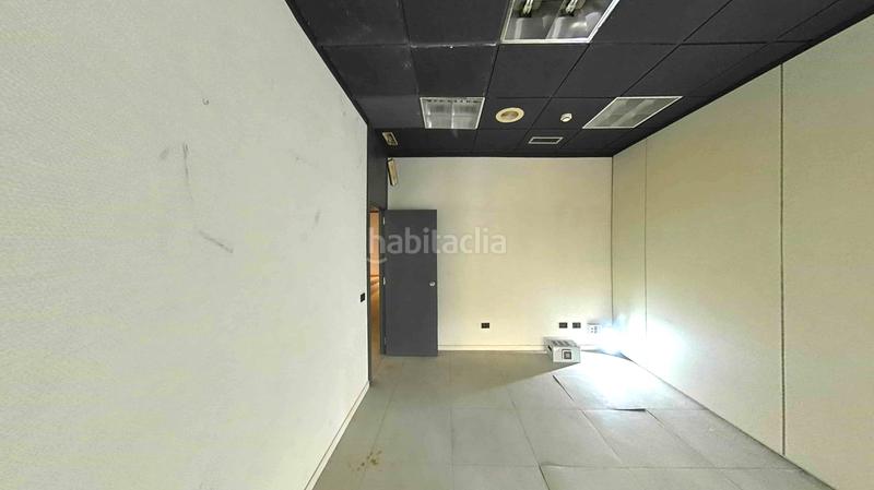 Foto 5b7f5a0a-18b7-41b4-9379-5b54838f09f9. Local comercial a Parque San Francisco - Uría Oviedo