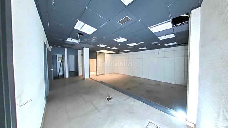 Foto bad3510a-39dd-4366-9523-d24d46504dfb. Local comercial a Parque San Francisco - Uría Oviedo