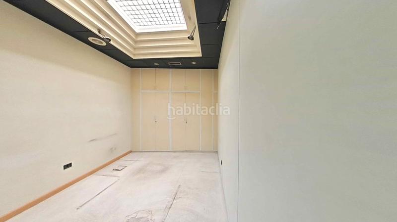 Foto 511ac28b-49ab-4678-9104-baa6c907c662. Locale commerciale in Parque San Francisco - Uría Oviedo