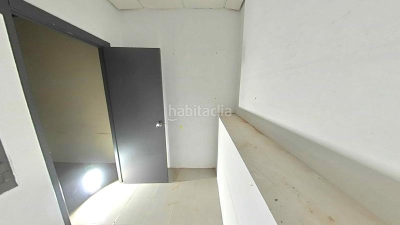 Foto 5159a03b-5a94-490f-b3c0-a576bf78eb3f. Locale commerciale in Parque San Francisco - Uría Oviedo