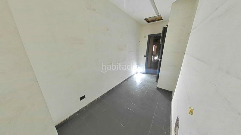 Foto 8b6e37be-17f0-40b0-8156-97f9752f362e. Locale commerciale in Parque San Francisco - Uría Oviedo