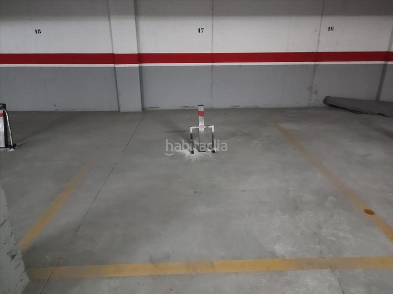 Foto d9ba4d9d-0b65-4df0-ab9f-b5d98e83f849. Parking coche en El Palmar Murcia