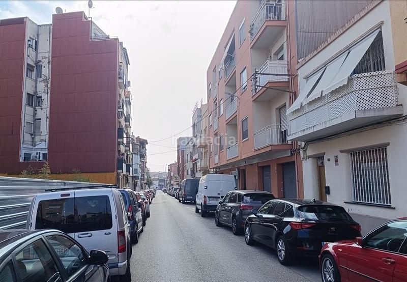 Foto bc62c8d8-d121-49c1-b92f-c4c888f0c16f. Flat in Creu de Barberà Sabadell