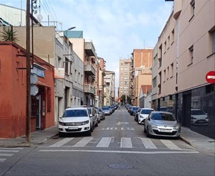 Foto c1efee83-bab6-4068-8f11-7b9f2f98c956. Flat in Creu de Barberà Sabadell