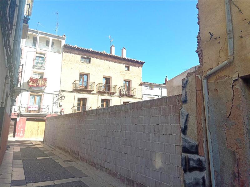 Foto f7f481c3-e35a-4fd6-9456-121cd8f7c28d. Residential plot in Calahorra