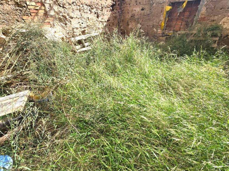 Foto 528039ea-f7d8-48d7-9d63-284d8a544cdf. Terreno residenziale in Nalda