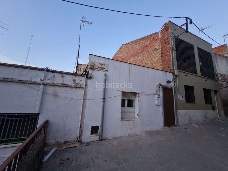 Foto 60238cfb-c577-439a-a7e1-c7c5d0abb234. Casa adossada a Can Puiggener Sabadell