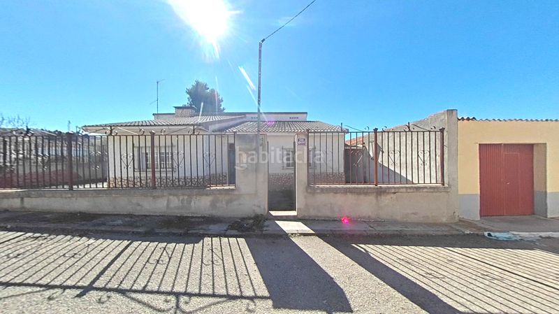 Foto 0e326068-c8a3-4842-a89b-f20525ce43c5. Haus mit parking in Zarza de Tajo