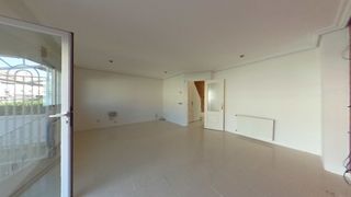 Semi detached house in Fuentebella-San Fermín-El Leguario