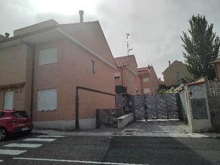 Semi detached house  Italia