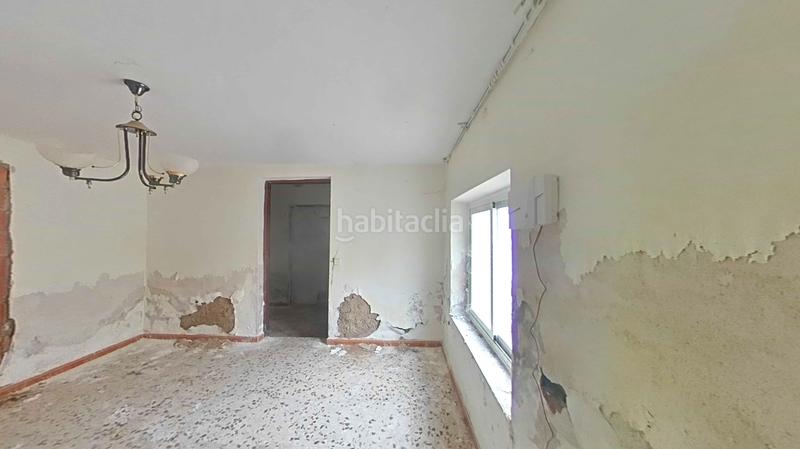 Foto e4aaf686-6756-474c-8bd0-7531b0ba2a4a. Casa adosada en Tobarra