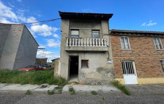 Casa adossada  Plaza            robl