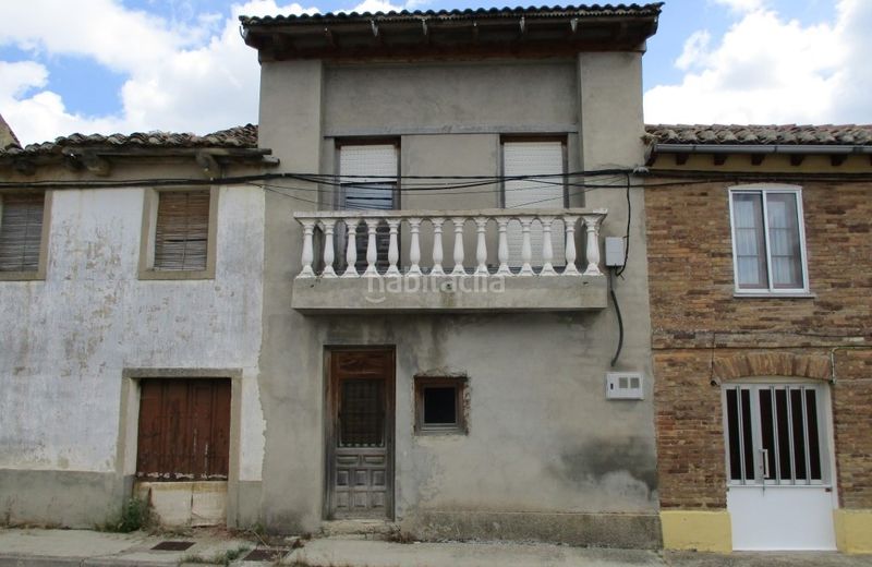 Foto 94291e2b-ff3e-4806-b58a-c46b7ade4c2f. Casa adossada a Valde - Ucieza