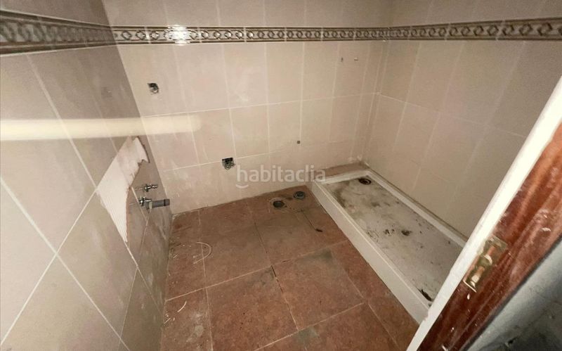 Foto b0527ea4-f39f-4d86-ad89-9e97d7cd0dbd. Casa adossada a Valde - Ucieza
