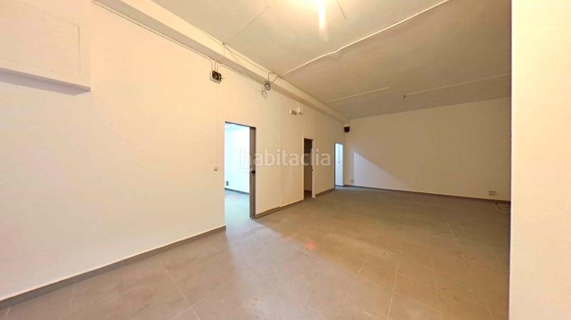 Foto ffd05ddd-ff4b-469f-abca-ed9fb4e36f0d. Local comercial a Can Rull Sabadell