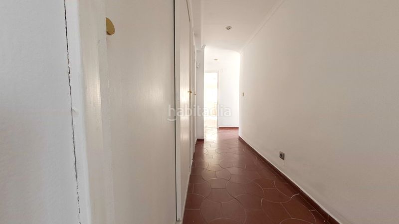 Foto f048f50c-348b-48c5-ac8f-a69d33b3f749. Pis a Centro Torre del Mar