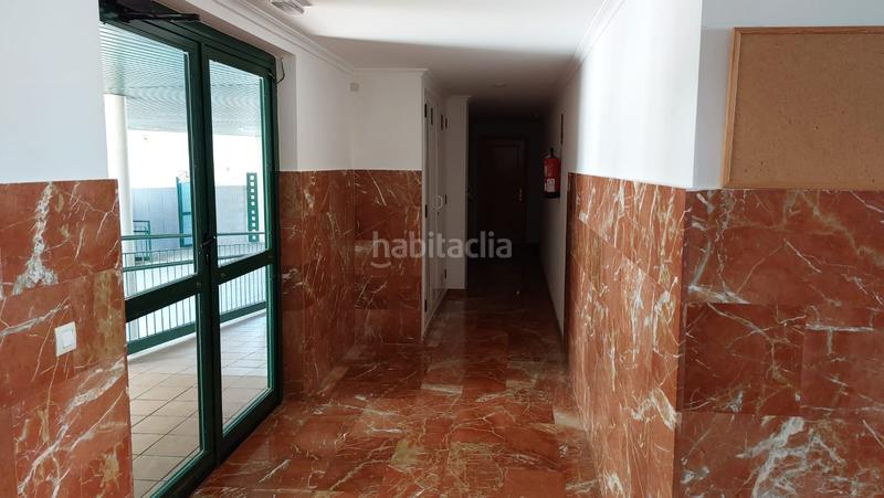 Foto adbd668e-be78-4875-bffb-f0f9a008ba2d. Flat in Universidad Albacete