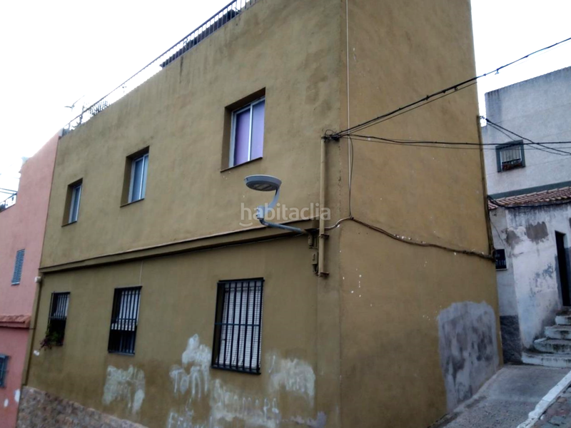 Foto cb913fa3-add3-4abf-b0b9-936a3e7b2c85. Casa a Ctra. Circunvalación - La Magdalena Jaén