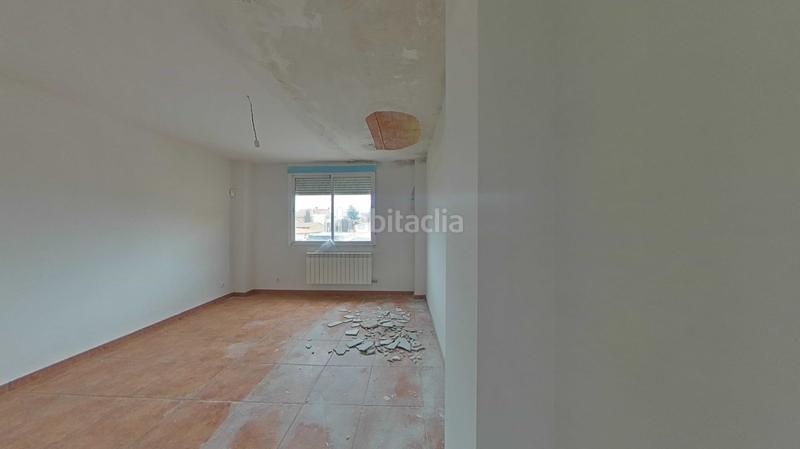 Foto 19d2ad36-164d-4a67-9312-384dfe2ff863. Pis amb aparcament a Monfarracinos