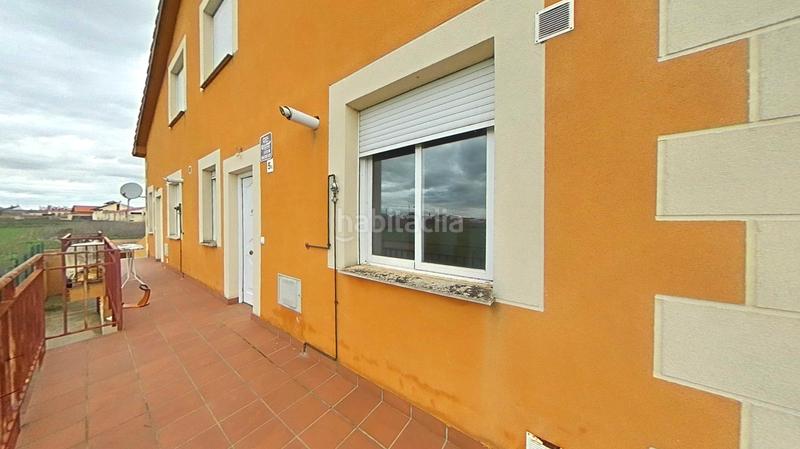 Foto 3a1f50ce-bde5-4921-bd40-e12005c512b4. Pis amb aparcament a Monfarracinos