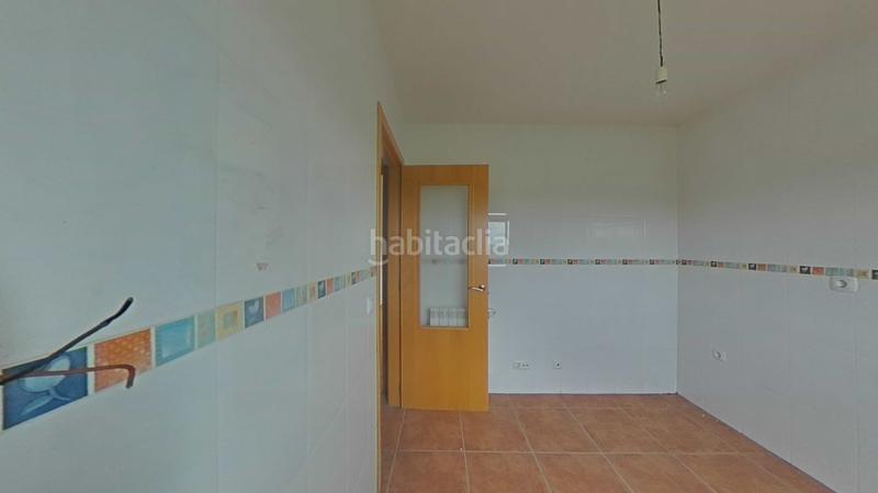 Foto dbb4e4b2-1761-49fc-9d03-bae5c8790c74. Pis amb aparcament a Monfarracinos