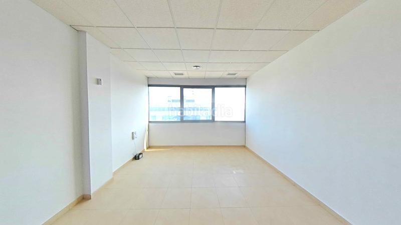 Foto 2355486b-b993-4ac8-a1eb-4be78ba16f5c. Büro in San Jerónimo - La Bachillera Sevilla