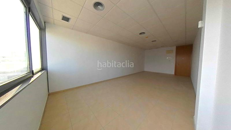 Foto be348ad4-18ea-45f3-804c-c66464082a3e. Ufficio in San Jerónimo - La Bachillera Sevilla