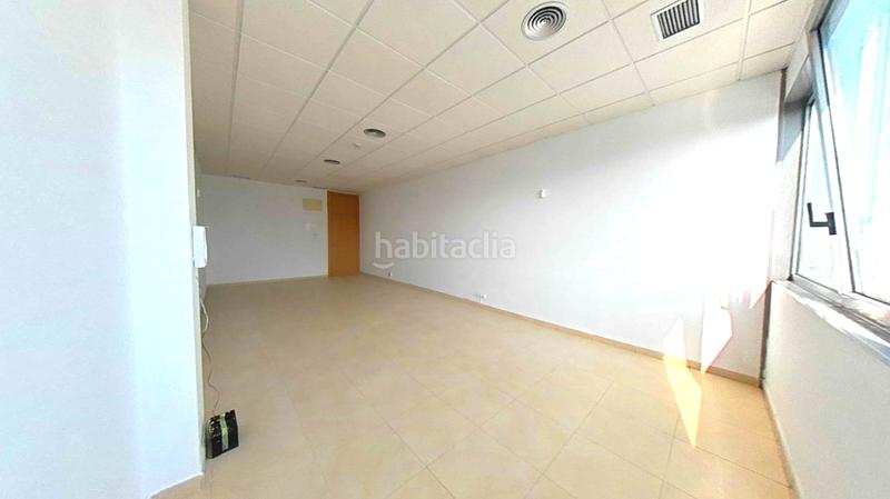 Foto 6c4419af-5201-4450-b6af-64970e36e278. Bureau dans San Jerónimo - La Bachillera Sevilla