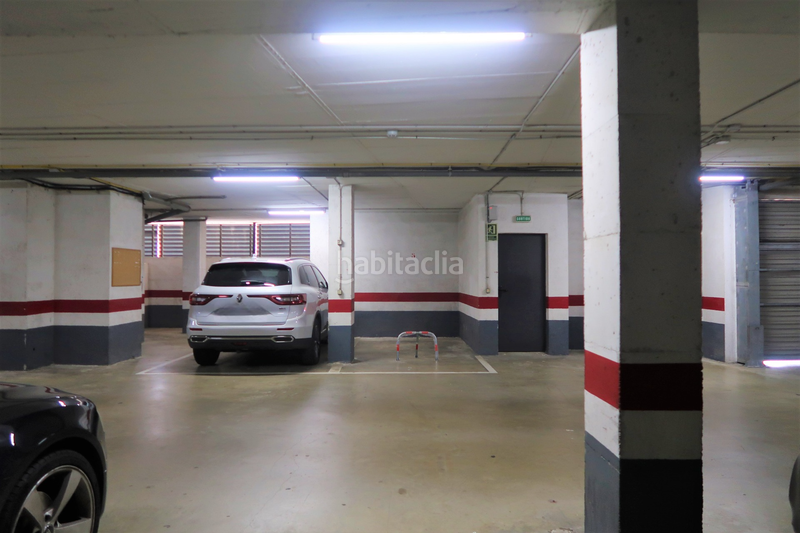 Foto 1b960cf4-ed1d-4b90-8ced-7cd3a02edbb0. Parking coche en Vall d´Hebron Barcelona