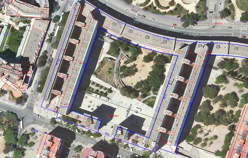 Foto 77a4dbd8-3597-4b7c-9547-c8b8a3eb2e24. Parking coche en Vall d´Hebron Barcelona