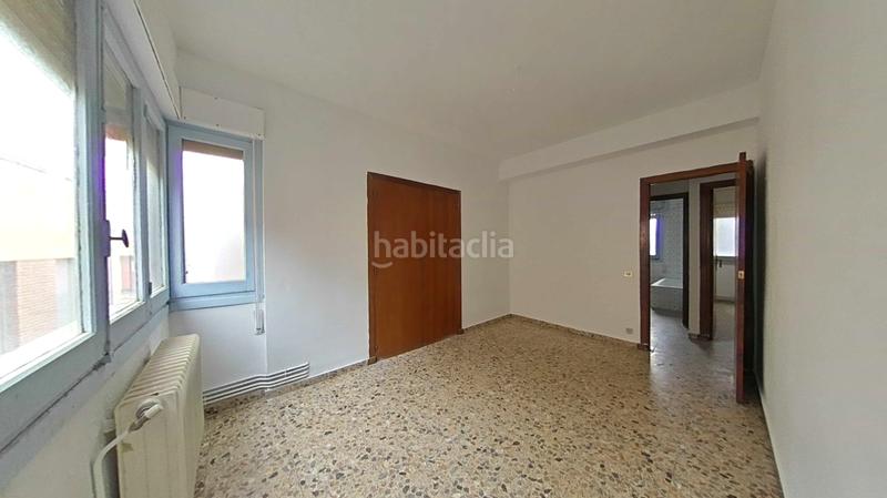 Foto 73340448-1b0c-4489-b1c3-cce060bc5460. Pis a Corella