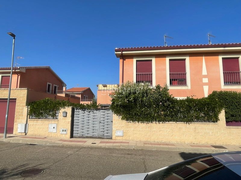Foto e761326b-d1c3-4c70-9a94-458b9325f062. Casa en Moraleja del Vino