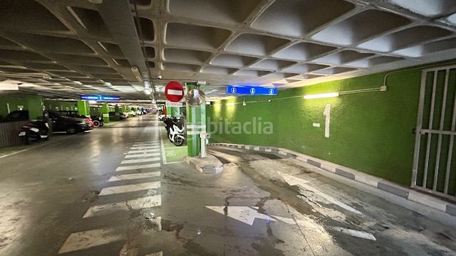 Foto 81565adc-6b92-4e27-8d1b-002b1b0600c2. Aparcament cotxe a Plaza Elíptica - República Argentina Gandia