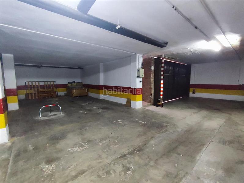 Foto a1327cc7-48ca-40e3-9232-8fa4d87f1183. Aparcament cotxe a Tomelloso