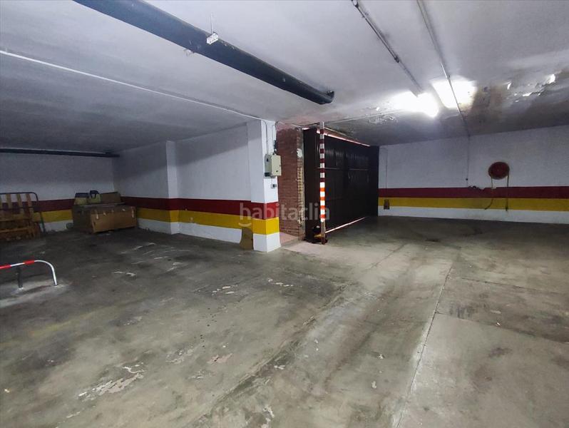 Foto 980a320d-c365-4e92-a675-c1e4a0498c21. Car parking in Tomelloso