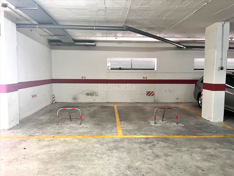 Foto 7837bc72-b936-4cd2-987d-c47d70b7bd76. Parking coche en Los Pacos Fuengirola