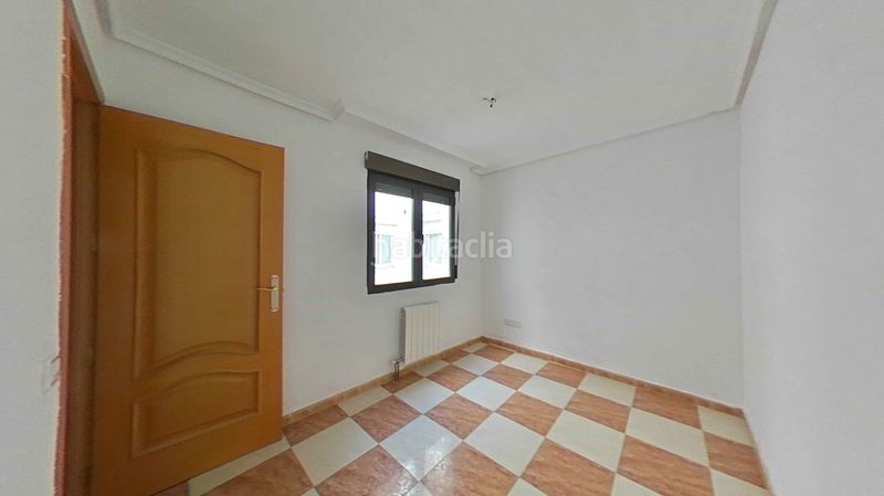 Foto 48028f3f-1275-4c61-b8a5-ea49c93331b7. Etagenwohnung mit heizung parking in Manzanares