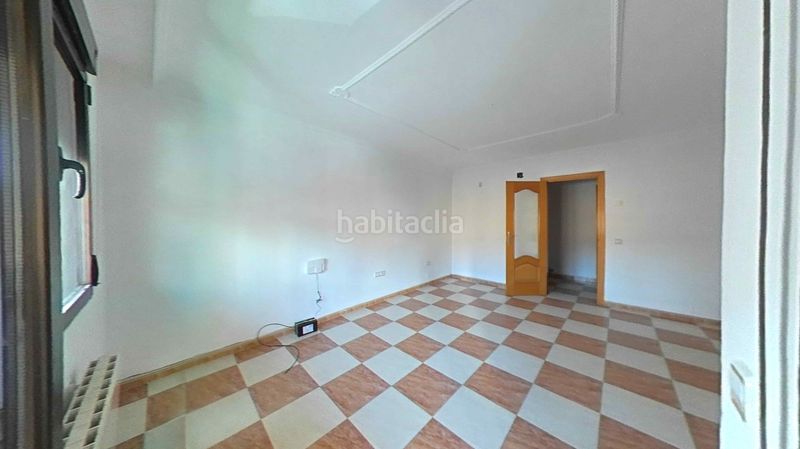 Foto b78be2b1-787c-4b88-87dd-901c6165f5be. Etagenwohnung mit heizung parking in Manzanares