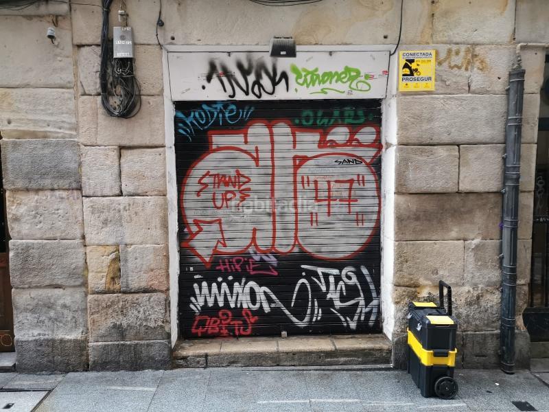Foto 217a7856-1569-41d0-be27-562db3de2fc9. Local comercial a Iturralde Bilbao