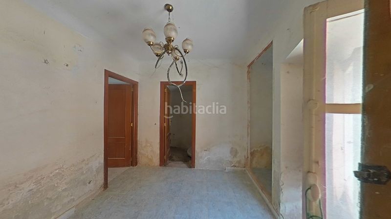 Foto 1244956c-81ea-4a0b-9b28-1b3ed7329fc3. Casa adossada amb aparcament a Daimiel