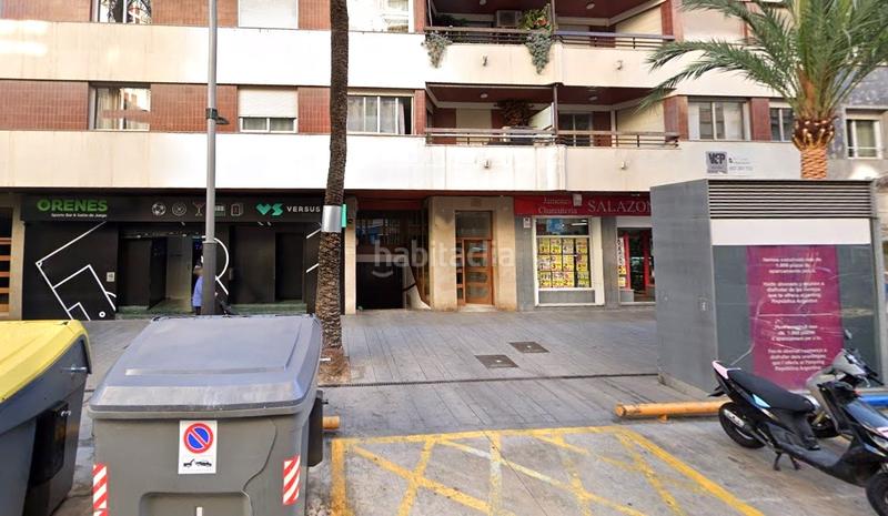 Foto ffdde50e-b889-47eb-9b5c-db02c5cc6854. Aparcament cotxe a Plaza Elíptica - República Argentina Gandia