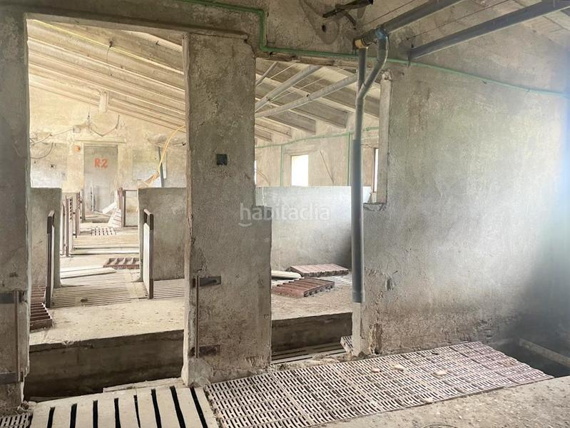 Foto ec410506-ff25-4686-b305-ab8c3ca0d311. Bâtiment à usage industriel dans Fuentepelayo